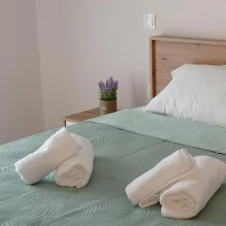 Hermes Comfort Apartment *